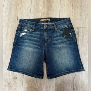 Joe’s Woman’s Distressed Denim Shorts 🤎
